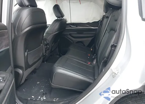 2023 Jeep Grand Cherokee Limited 4X2 from USA, damaged, VIN 1C4RJGBG3PC648318